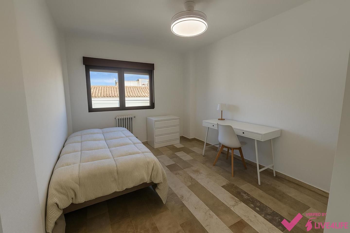Bedroom of Flat to share in  Granada Capital  with Air Conditioner, Heating and Furnished