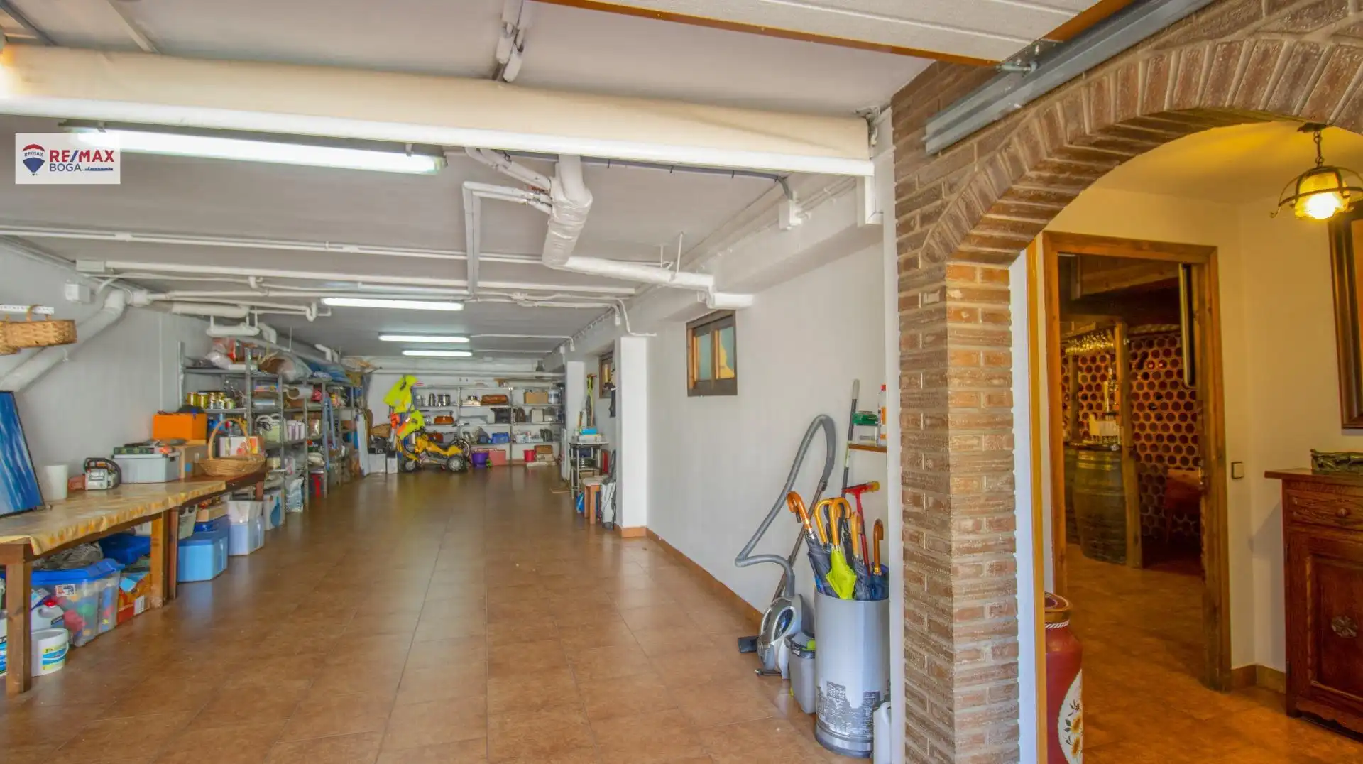 Casa o xalet en venda en Oyón-Oion amb Aire condicionat, Jardí privat i Parquet