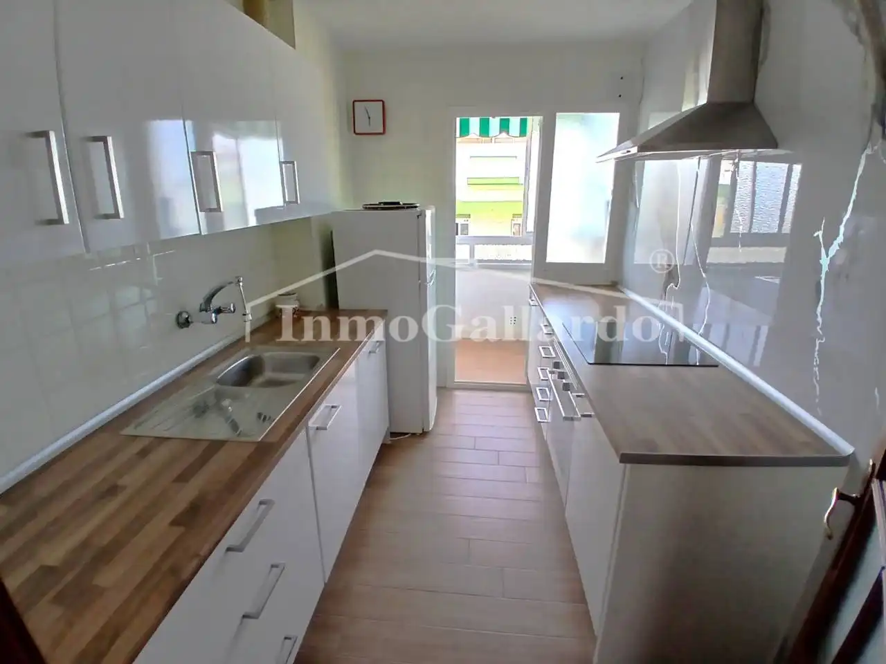 Cocina de Piso de alquiler en Málaga con Aire acondicionado, Terraza y Amueblado