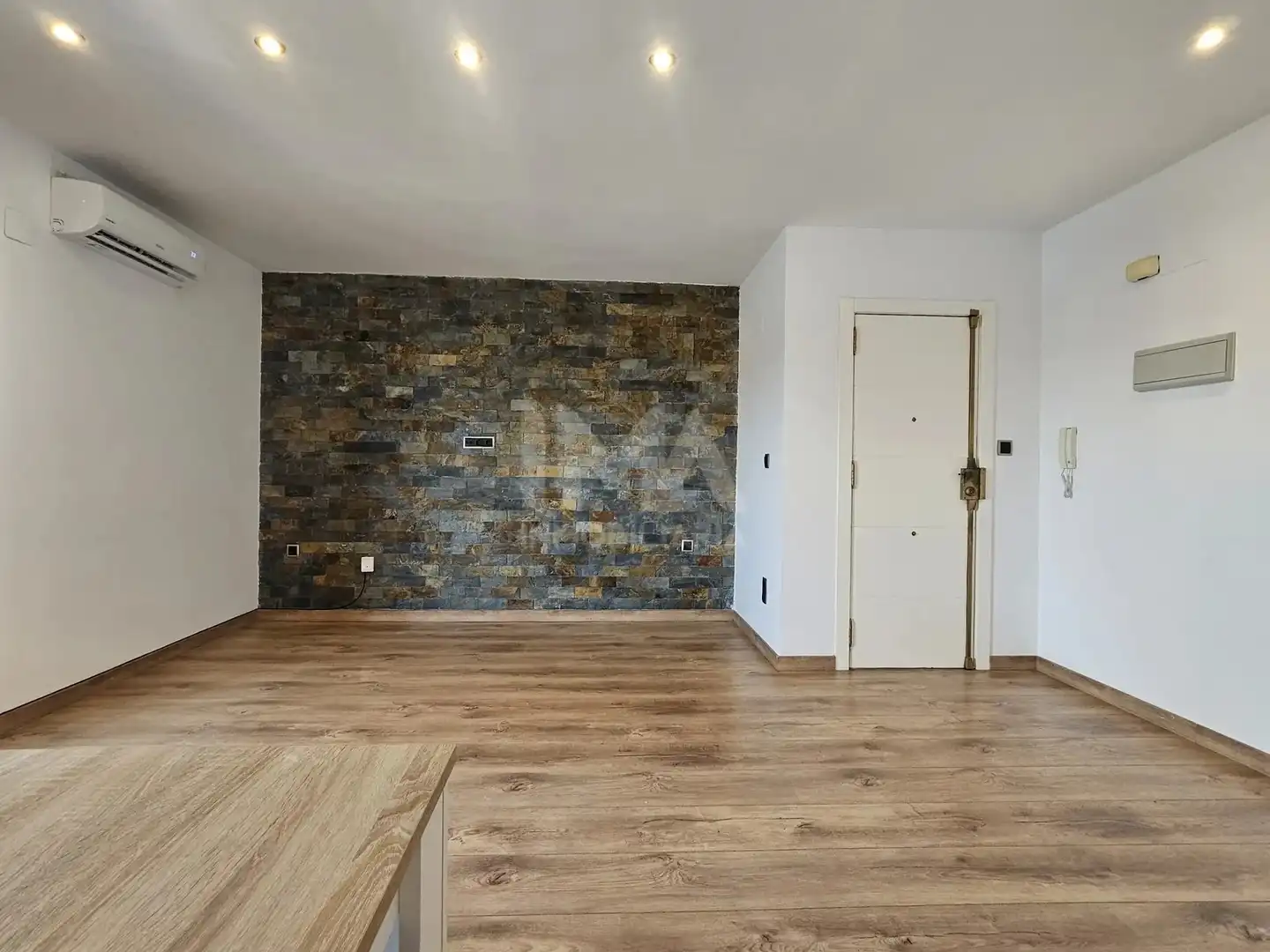 Sala d'estar de Pis de lloguer en L'Eliana amb Aire condicionat, Parquet i Forn