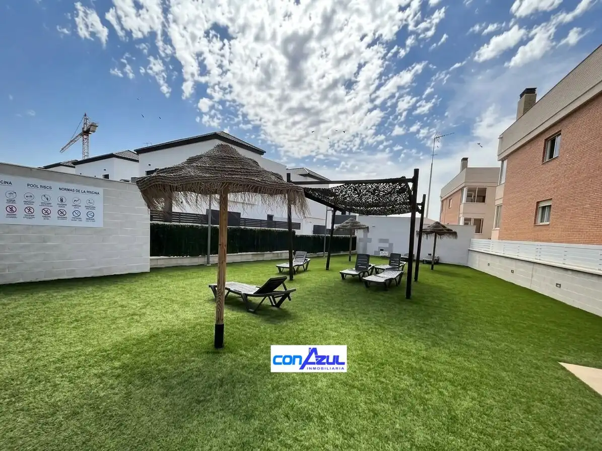 Chalet con terraza en venta en Calle JOSEFA BOTELLA SEMPERE, imagen 3
