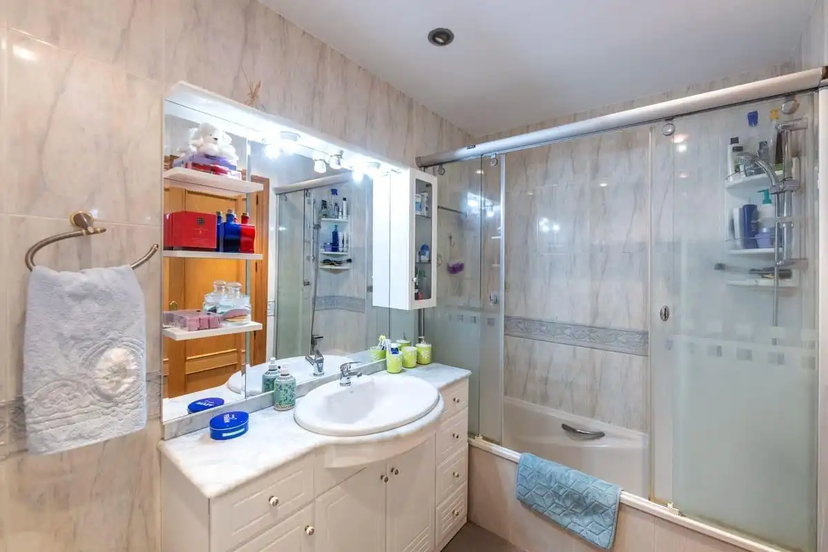 Bathroom of Detached homes for sale in Calatayud  with Air Conditioner, Heating and Terrace