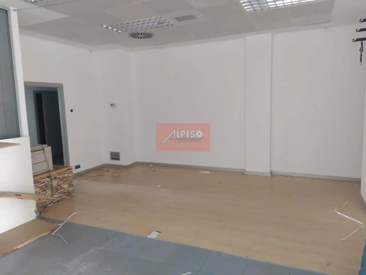 Local comercial de lloguer a Ventiun, imagen 17