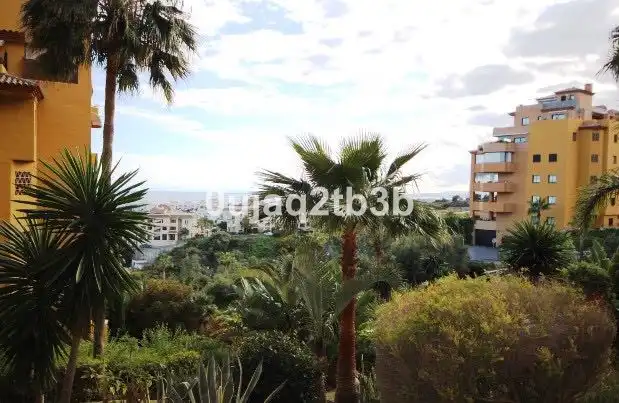 Vista exterior de Apartament en venda en Selwo