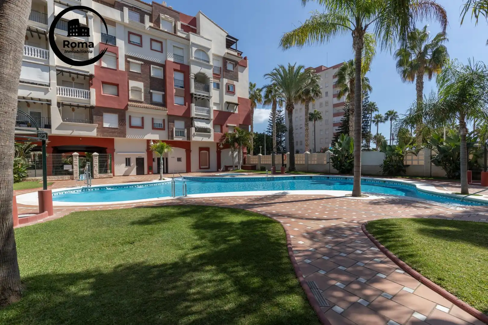 Piso con piscina en venta en Playa de Granada, imagen 44