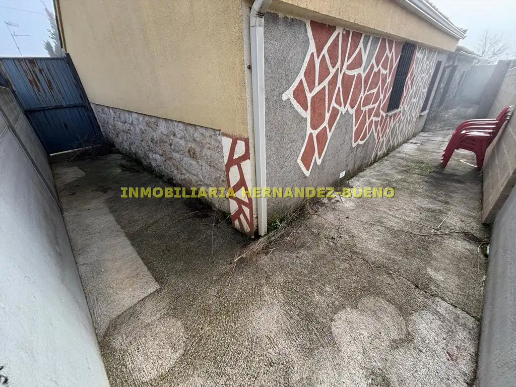 Vista exterior de Casa o chalet en venta en Forfoleda con Calefacción y Terraza