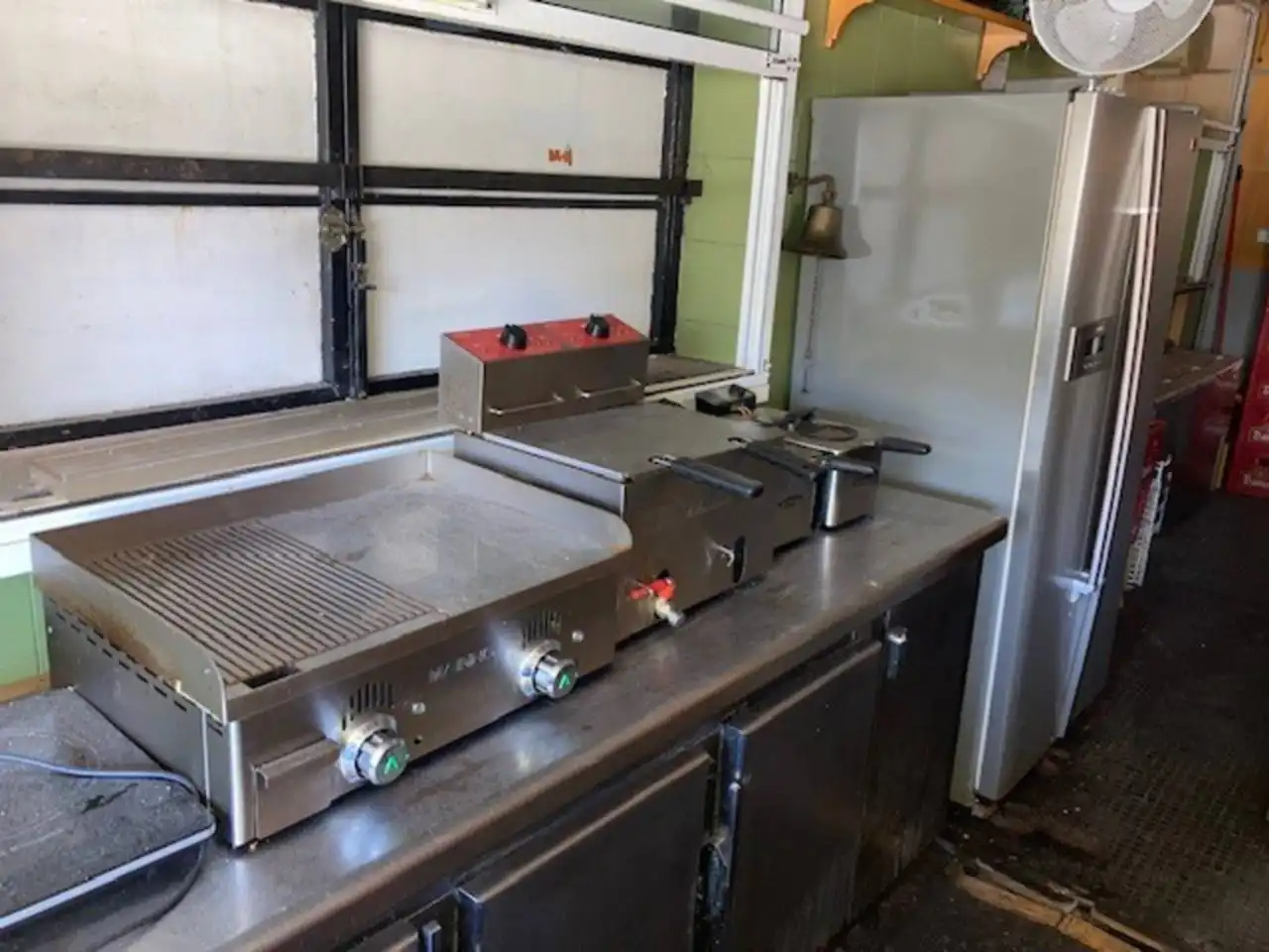 Cocina de Local en venta en Cornellà de Llobregat