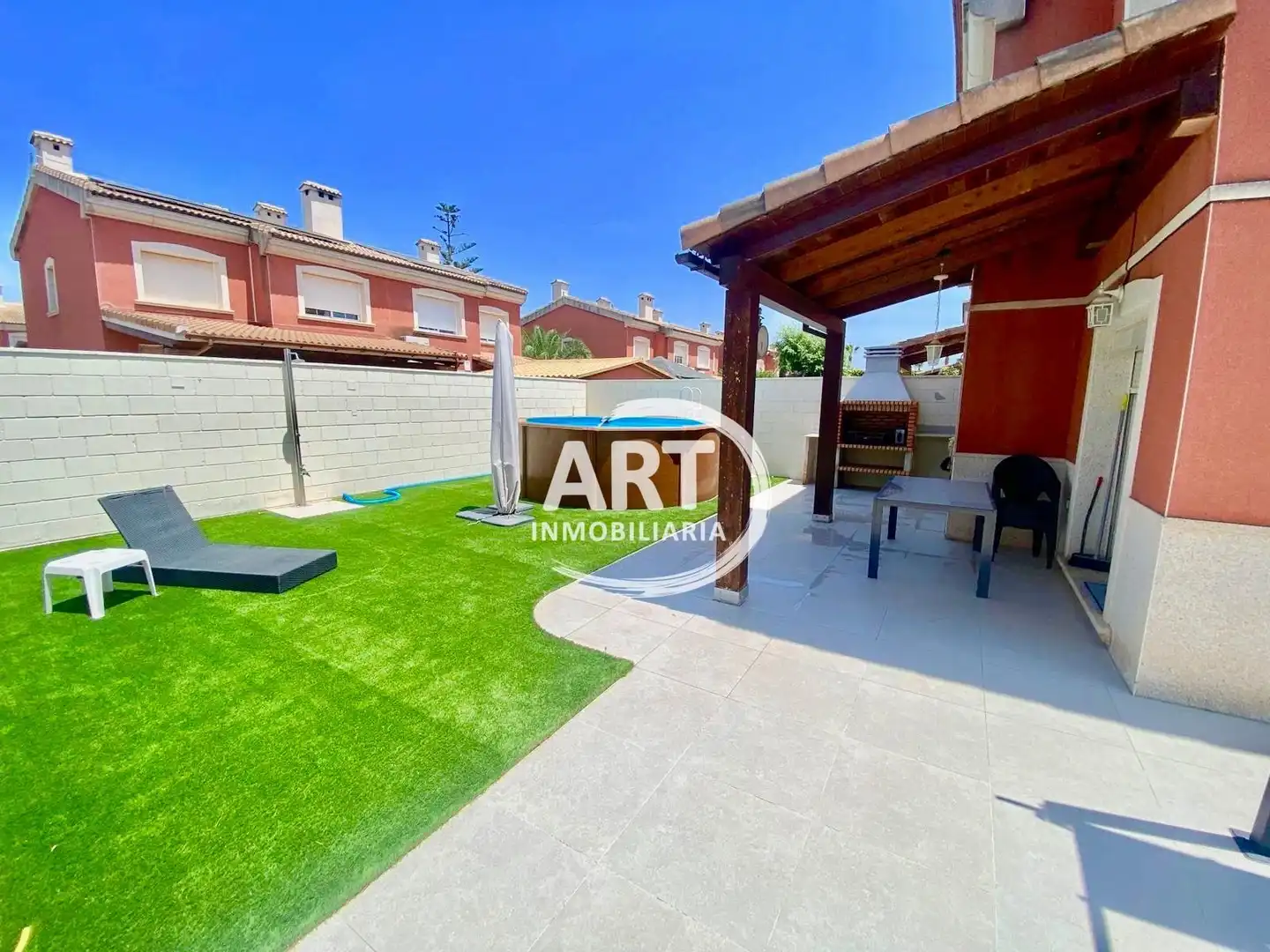 Jardí de Casa o xalet en venda en La Pobla de Vallbona amb Aire condicionat, Calefacció i Terrassa