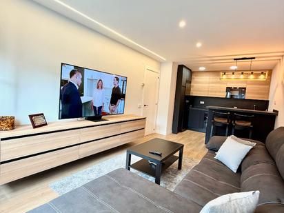 Living room of Apartment for sale in Gijón   with Heating, Private garden and Parquet flooring