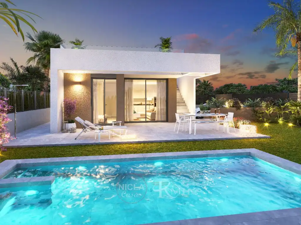 House with pool for sale in Avenida Alcazaba, imagen 12