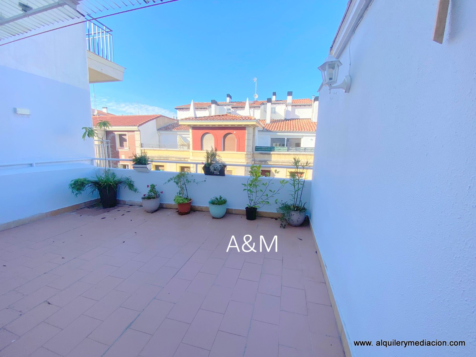 Terrace of Attic for rent in Vitoria - Gasteiz  with Heating, Parquet flooring and Terrace