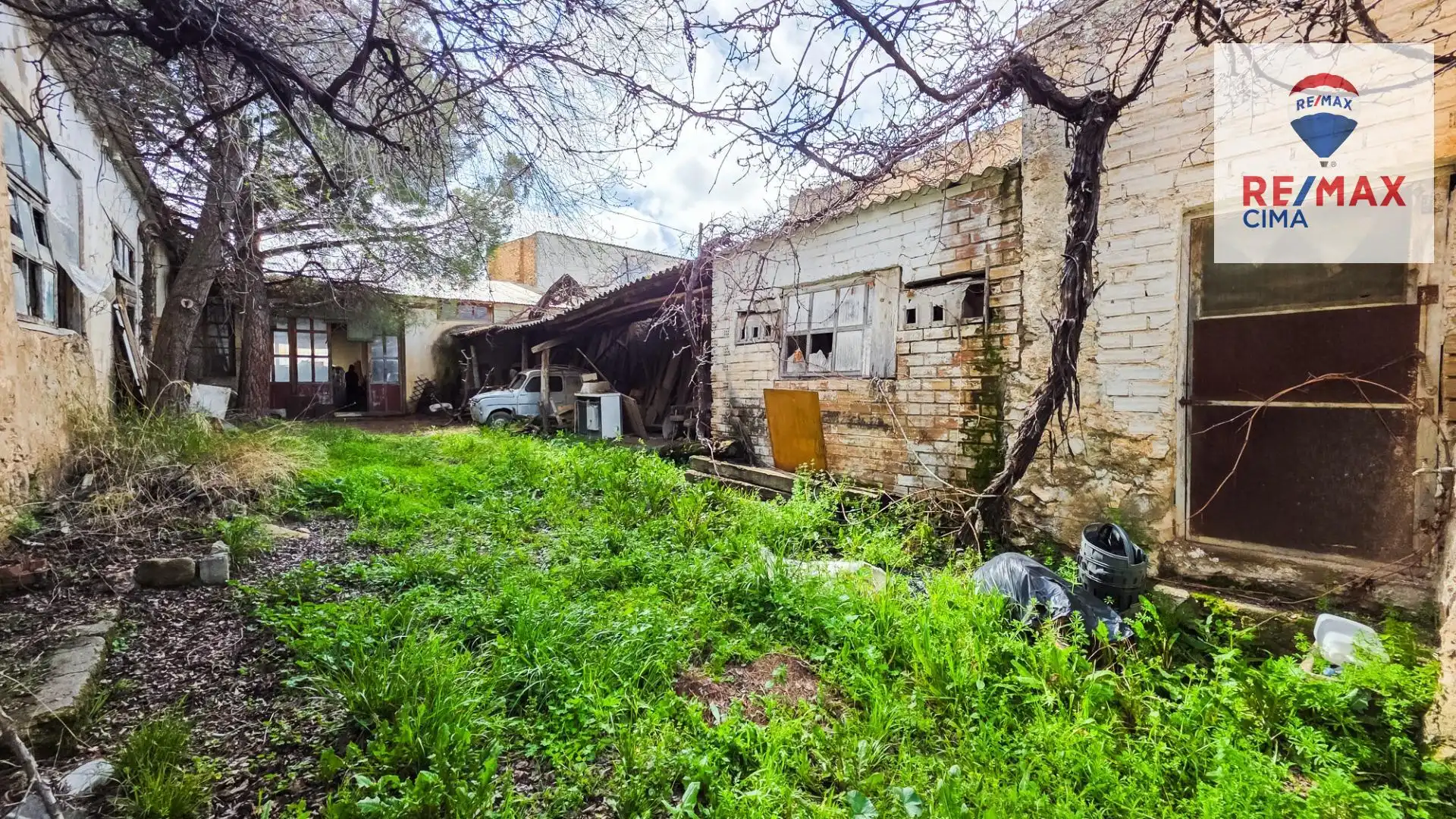 Nau industrial en venda en Cúllar