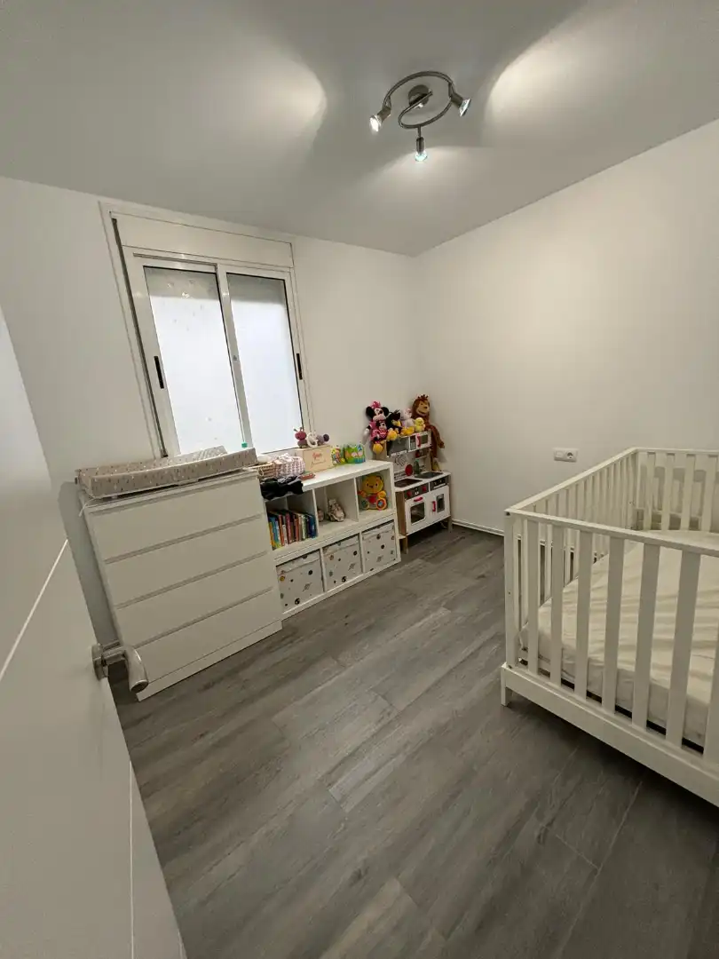 Habitación de Piso en venta en Torredembarra con Aire acondicionado, Amueblado y Balcón