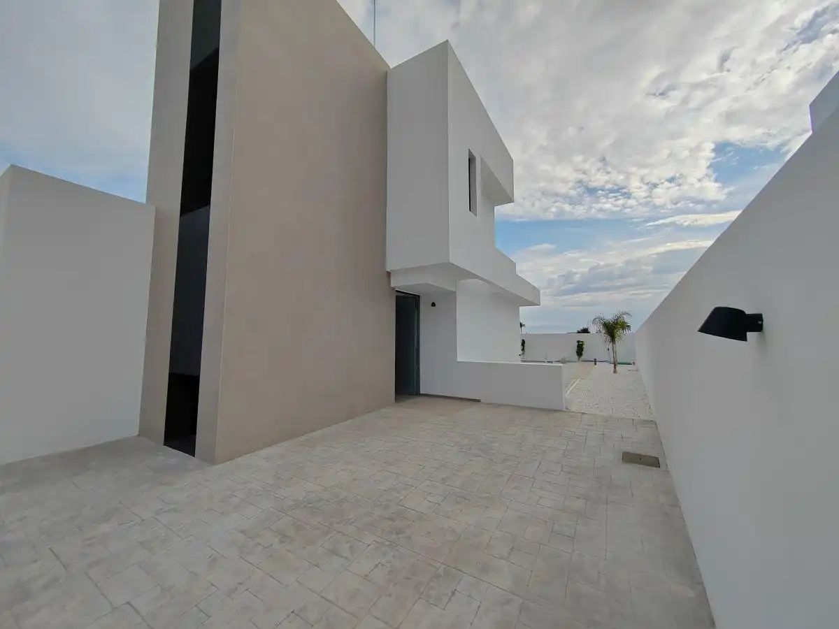 Vista exterior de Casa o chalet en venta en Sant Joan d'Alacant