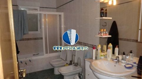Chalet en venta en Yecla, 4 dormitorios., imagen 5