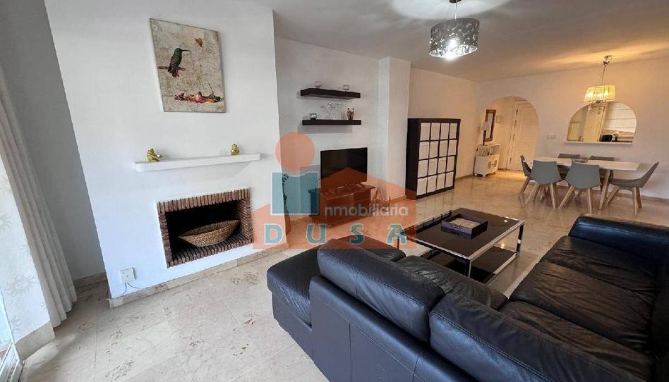 Foto 1 de Piso de alquiler en Guadalmina Alta, Málaga