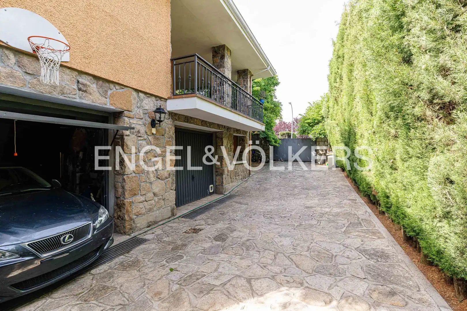 Exterior view of Houses for sale in Becerril de la Sierra  with Heating, Private garden and Terrace