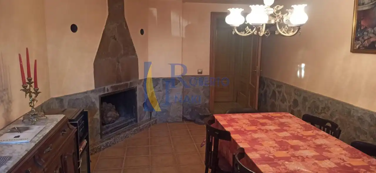 Casa o chalet en venta en Valderas con Calefacción y Jardín privado