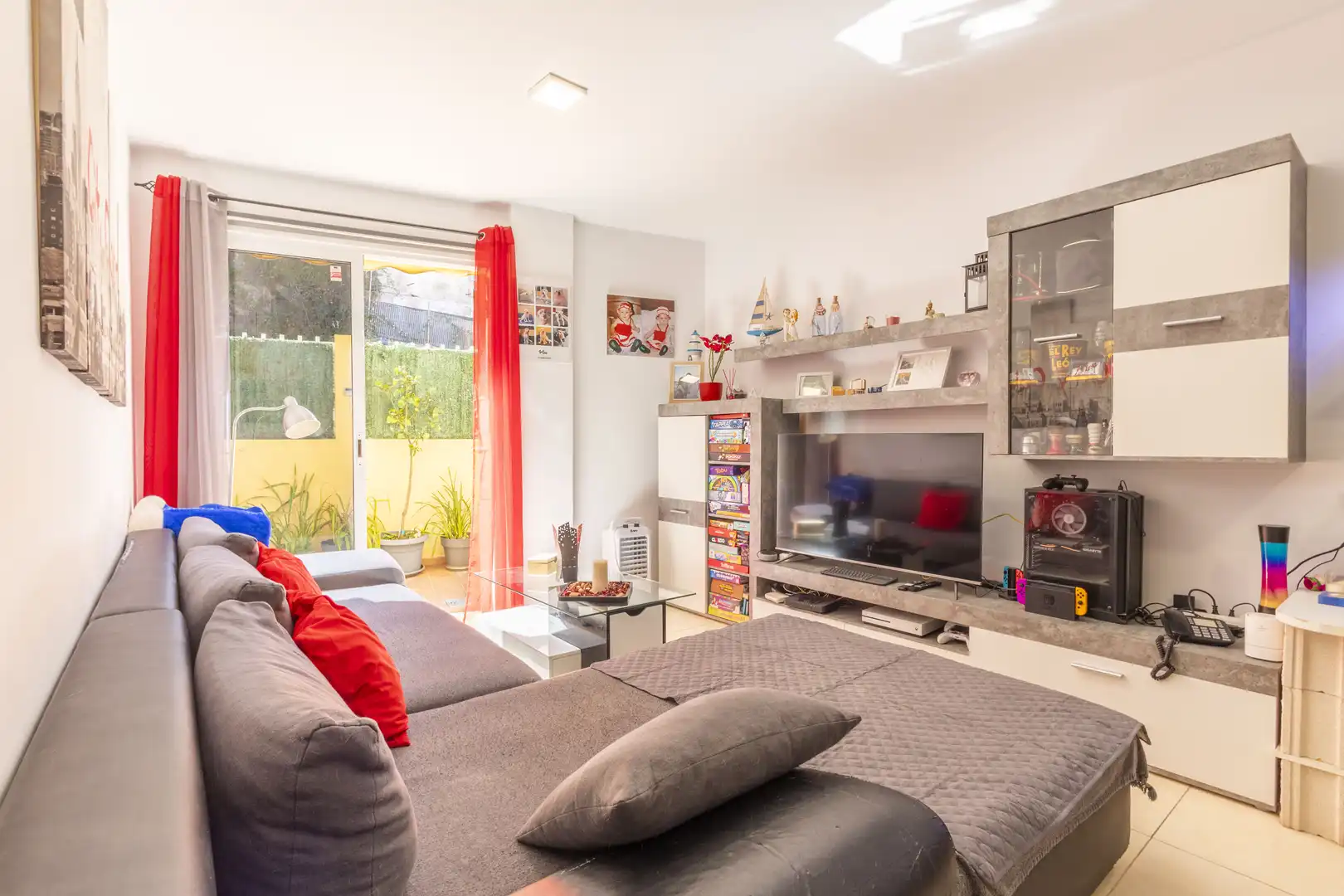 Sala de estar de Piso en venta en Los Realejos con Terraza, Trastero y Amueblado