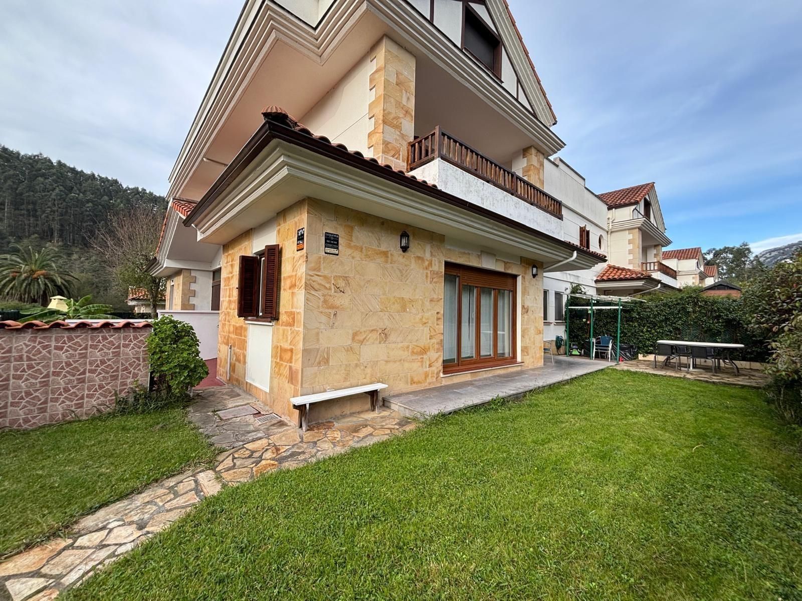 Jardín de Casa adosada en venta en Guriezo con Calefacción, Jardín privado y Terraza