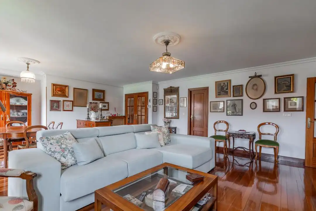Wohnzimmer von Wohnung zum Verkauf in Irun  mit Heizung