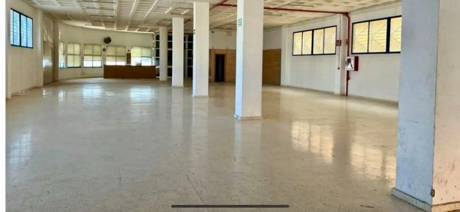 Gebäude zur Miete in Elche / Elx