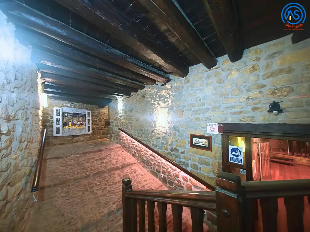 Houses for sale in Sos del Rey Católico  with Air Conditioner, Heating and Private garden