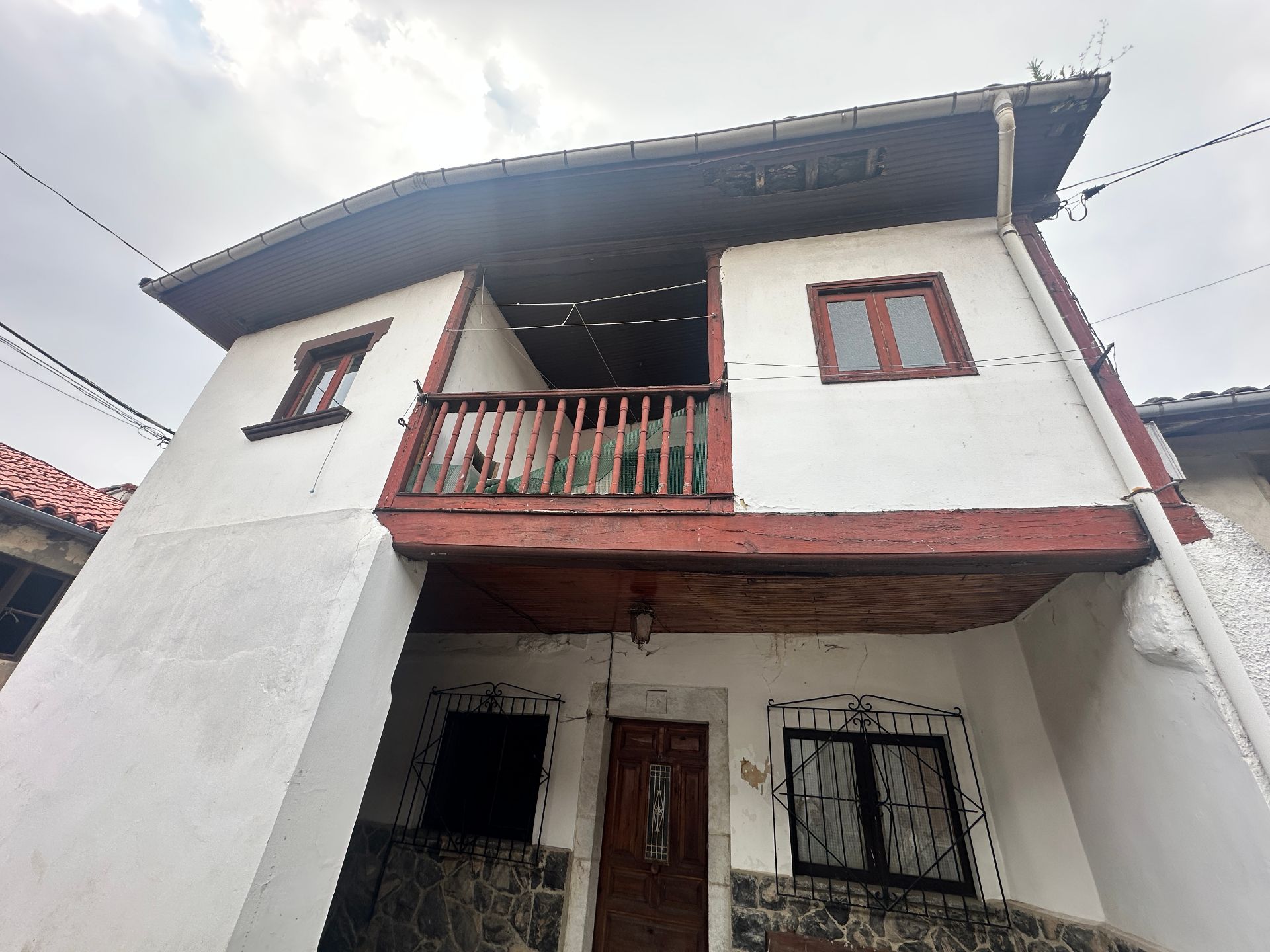 Vista exterior de Casa adosada en venta en Piloña