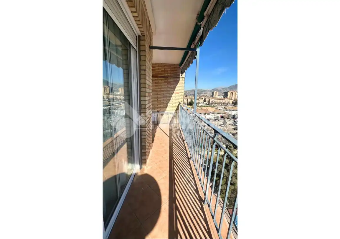 Bedroom of Flat for rent in Granada  with Terrace and Balcony
