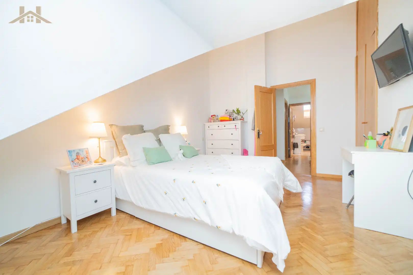 Habitación de Dúplex en venta en Leganés con Aire acondicionado, Calefacción y Parquet