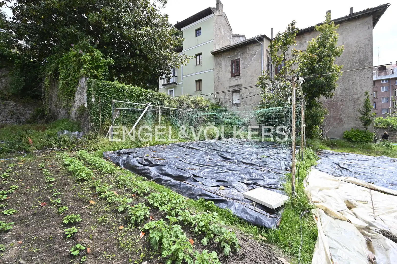 Casa adosada en venta en Limpias con Calefacción, Jardín privado y Terraza