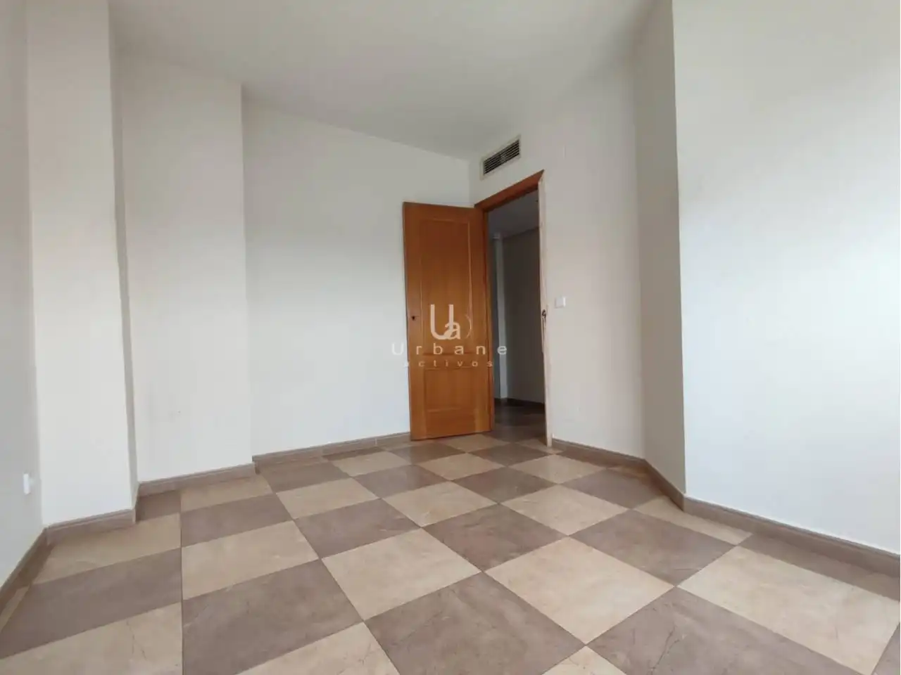 Habitación de Piso en venta en Murcia