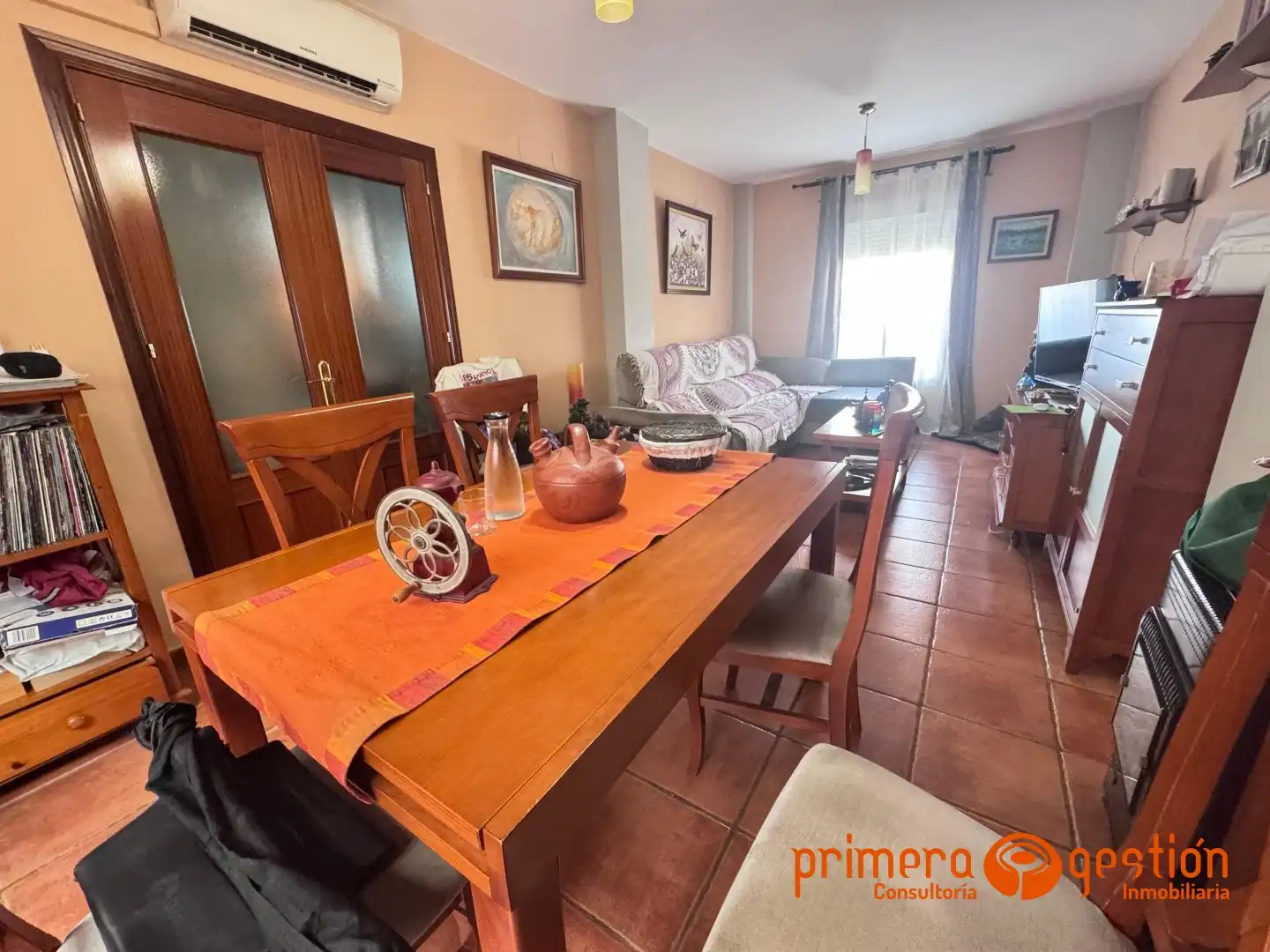 Vista exterior de Casa o chalet en venta en Carmona con Aire acondicionado, Calefacción y Balcón