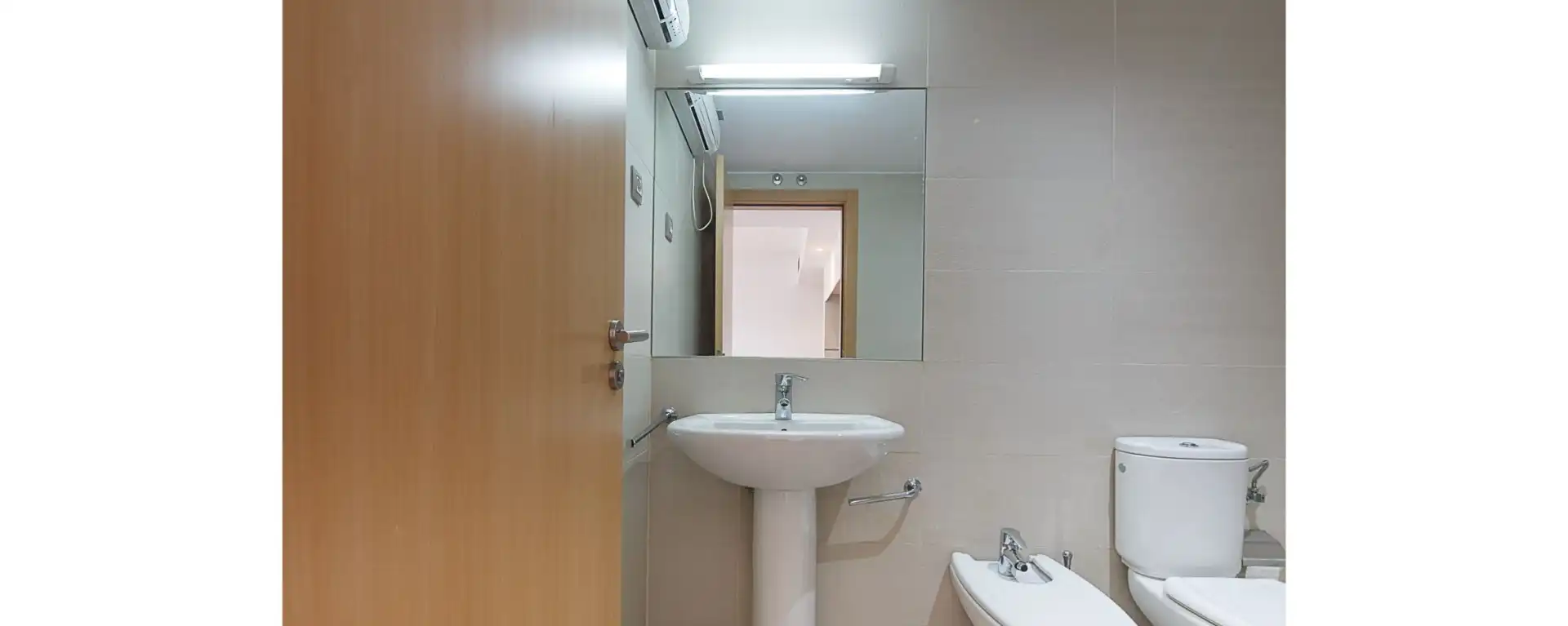 Bathroom of Flat for rent in Valdemoro