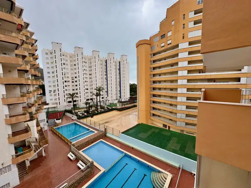 Piscina de Apartament en venda en Cullera amb Aire condicionat, Terrassa i Moblat