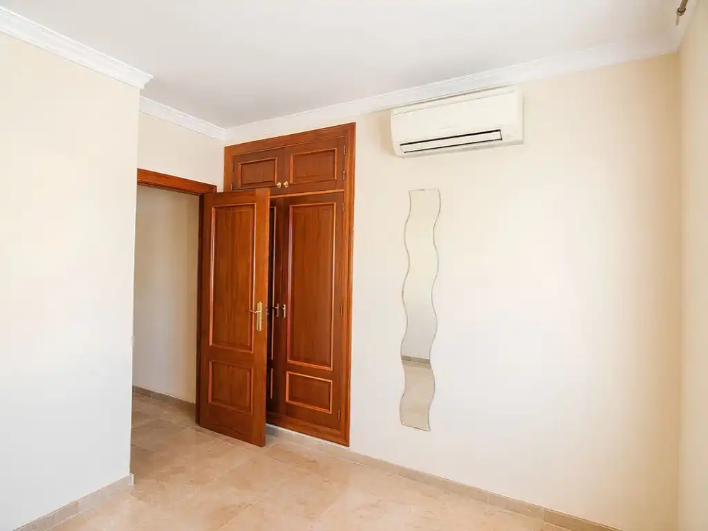 Wohnung zum Verkauf in Mijas mit Klimaanlage, Möbliert und Ofen