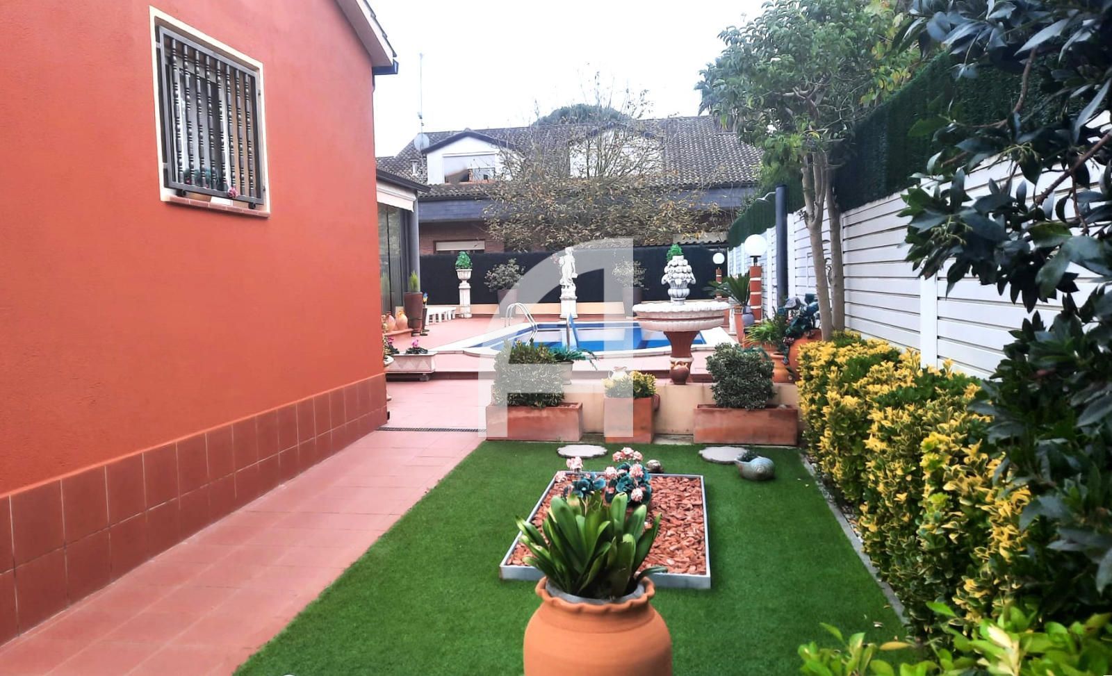 Jardí de Casa adosada en venda en Vidreres amb Aire condicionat, Calefacció i Jardí privat