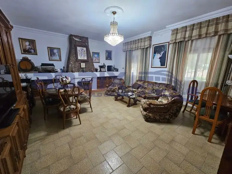 Sala d'estar de Finca rústica en venda en Ciudad Real amb Aire condicionat, Parquet i Traster