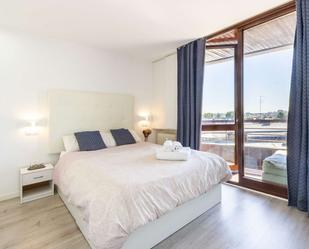 Dormitori de Apartament per a compartir en  Madrid Capital amb Aire condicionat, Calefacció i Terrassa