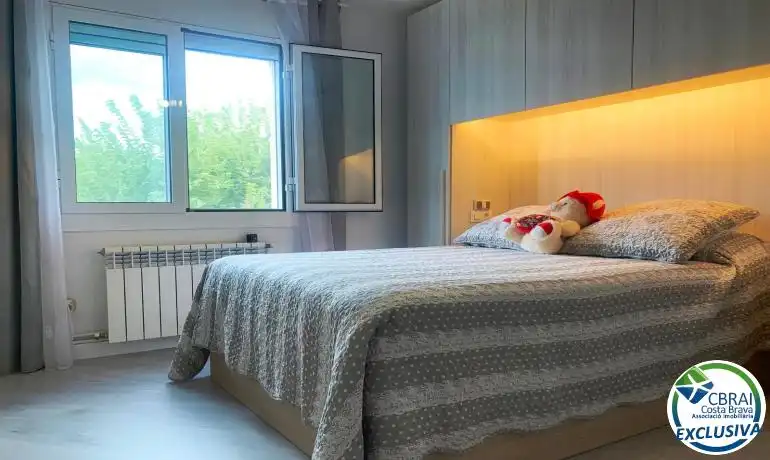 Dormitori de Àtic en venda en Roses amb Calefacció, Traster i Moblat