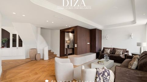 Foto 5 von Maisonette zum Verkauf in De Antonia Mercé, Goya, Madrid Capital