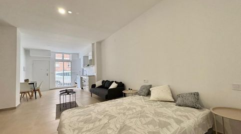 Foto 2 von Wohnung zum Verkauf in Calle Miramargaritas, Parque Victoria Eugenia, Málaga Capital