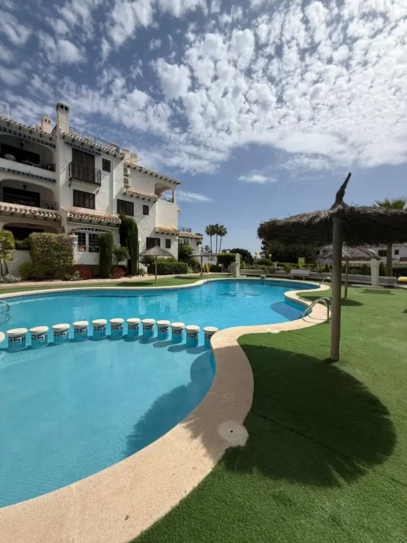 Apartament amb piscina en venda a Orihuela Costa, imagen 22
