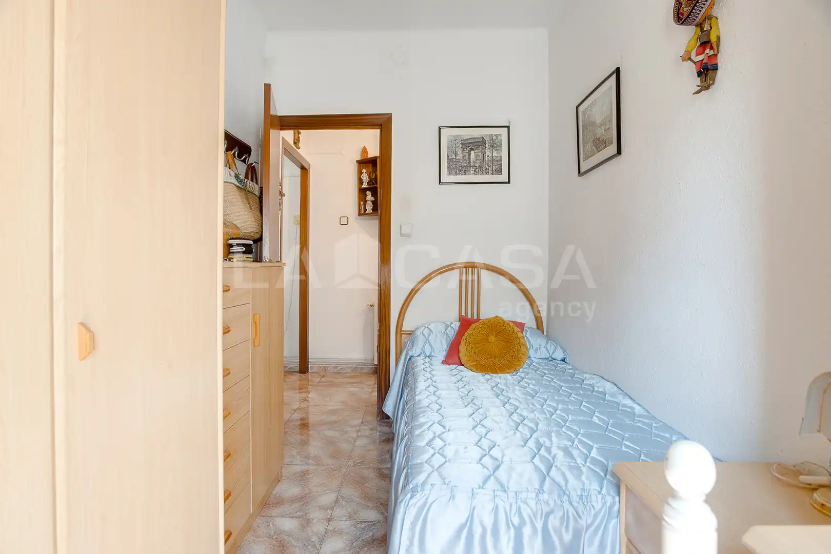 Habitación de Piso en venta en Sant Adrià de Besòs con Calefacción y Balcón