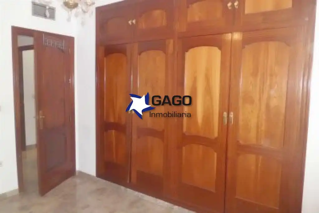 Flat for rent in Córdoba  with Air Conditioner, Heating and Terrace
