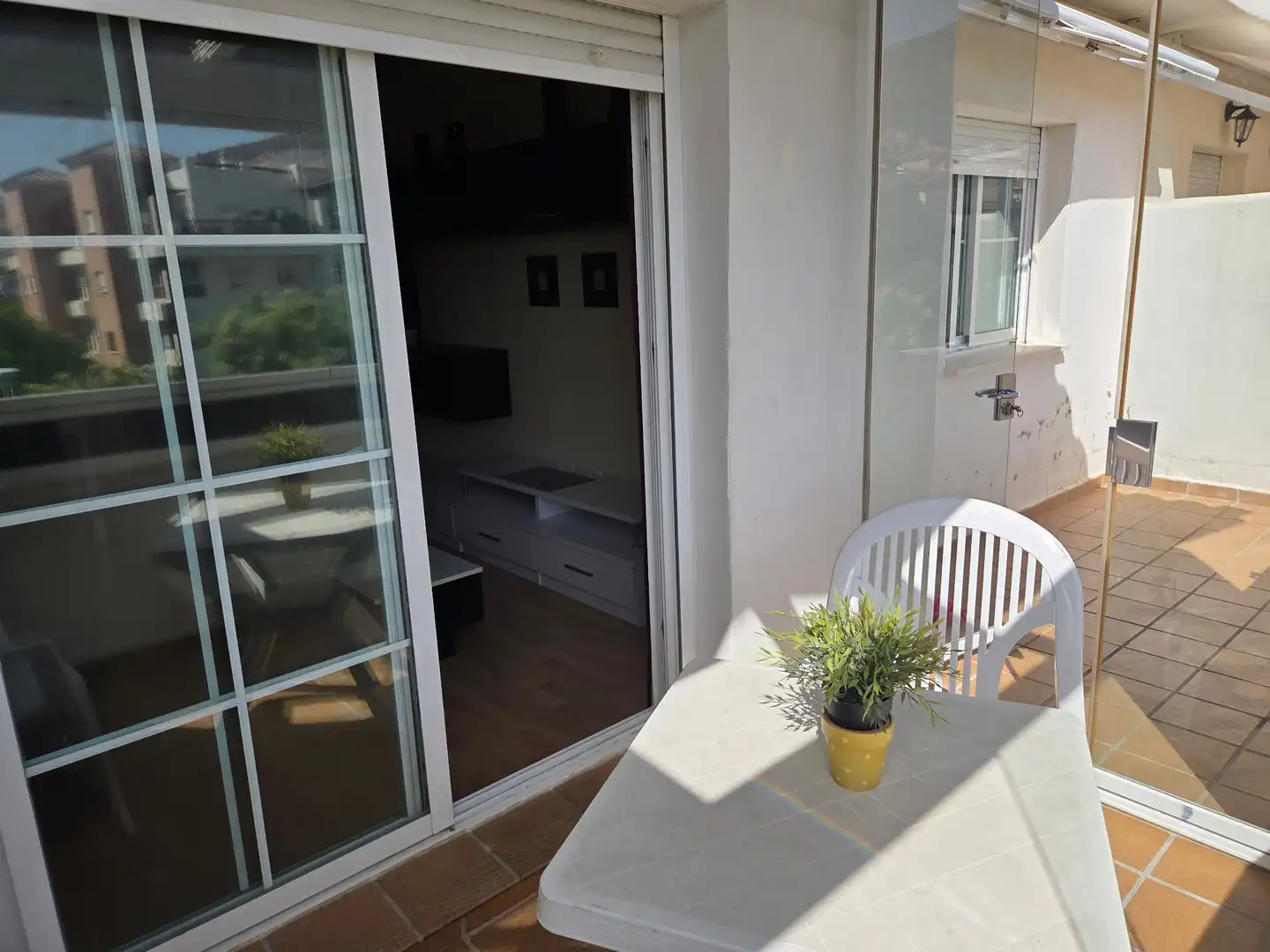 Terrasse von Wohnung zur Miete in Benalmádena mit Klimaanlage, Terrasse und Möbliert