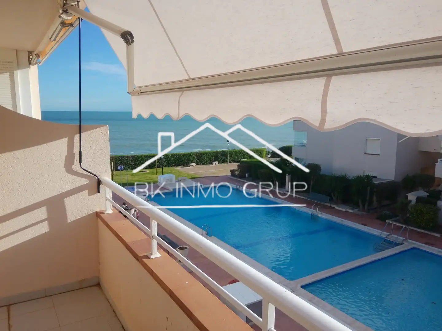 Piscina de Estudi en venda en Vinaròs amb Piscina comunitària