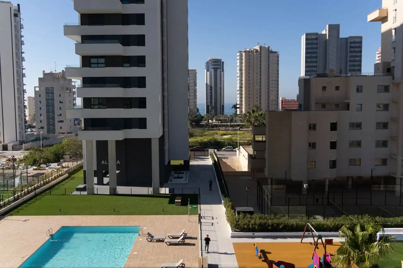 Apartment with pool for sale in Avenida de Rumania 18, imagen 19