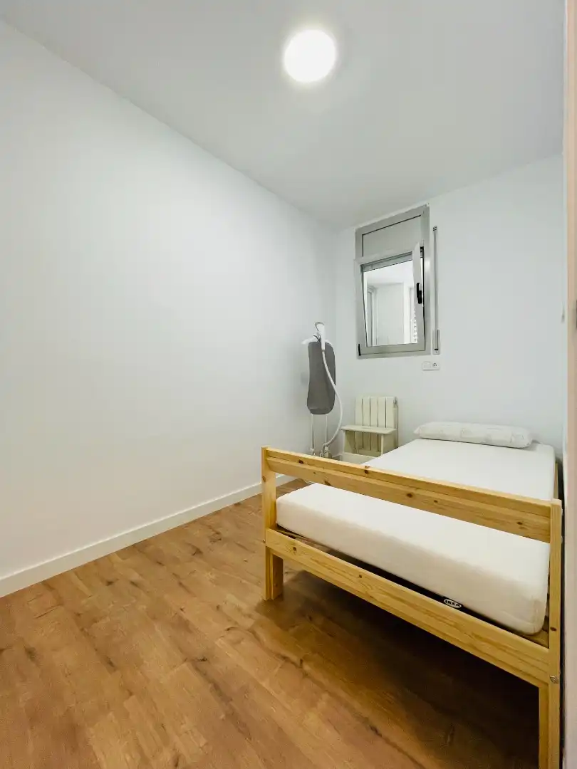 Habitación de Piso de alquiler en Corbera de Llobregat con Calefacción, Parquet y Terraza