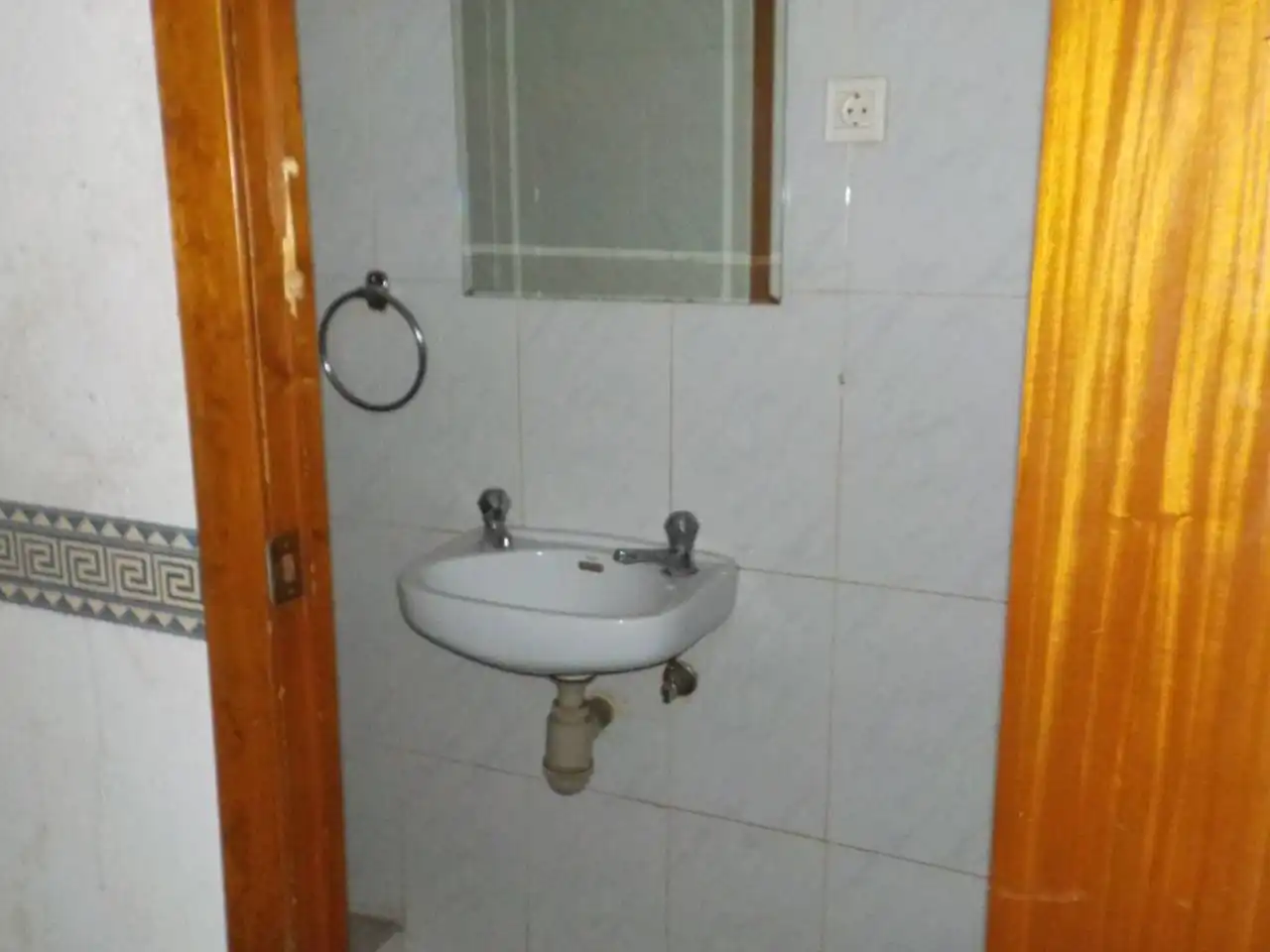 Badezimmer von Geschaftsraum zum Verkauf in Ciudad Rodrigo mit Alarm
